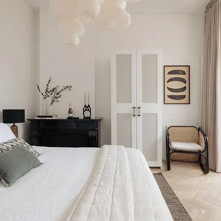 Spacious 2 Bedroom B&B