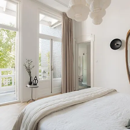 B&B Spacious 2 Bedroom 암스테르담