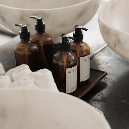 Spacious 2 Bedroom 암스테르담